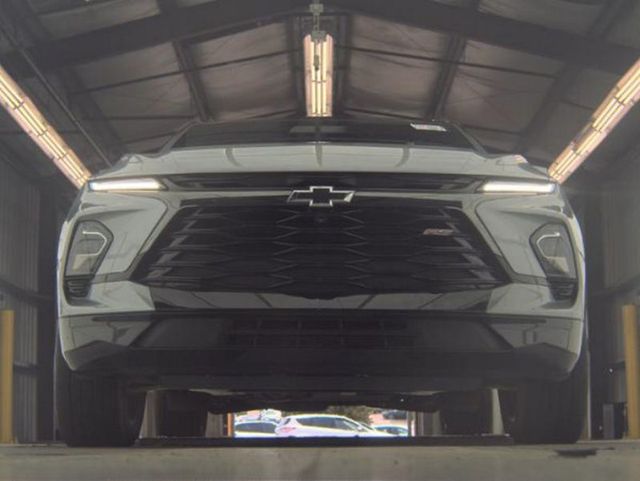 2024 Chevrolet Blazer FWD 4dr RS - 23039609 - 3