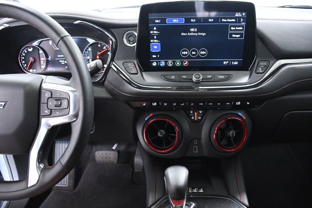 2024 Chevrolet Blazer FWD 4dr RS - 22843952 - 23