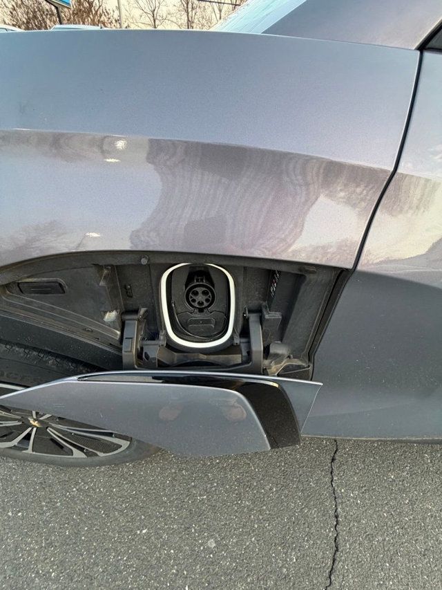 2024 Chevrolet Blazer EV eAWD 4dr LT - 23001993 - 9