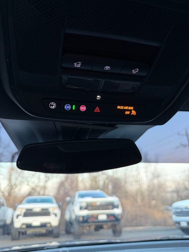 2024 Chevrolet Blazer EV eAWD 4dr LT - 23001993 - 16