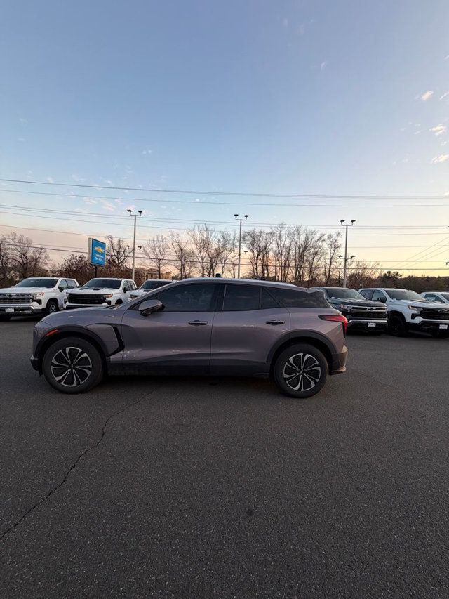 2024 Chevrolet Blazer EV eAWD 4dr LT - 23001993 - 21