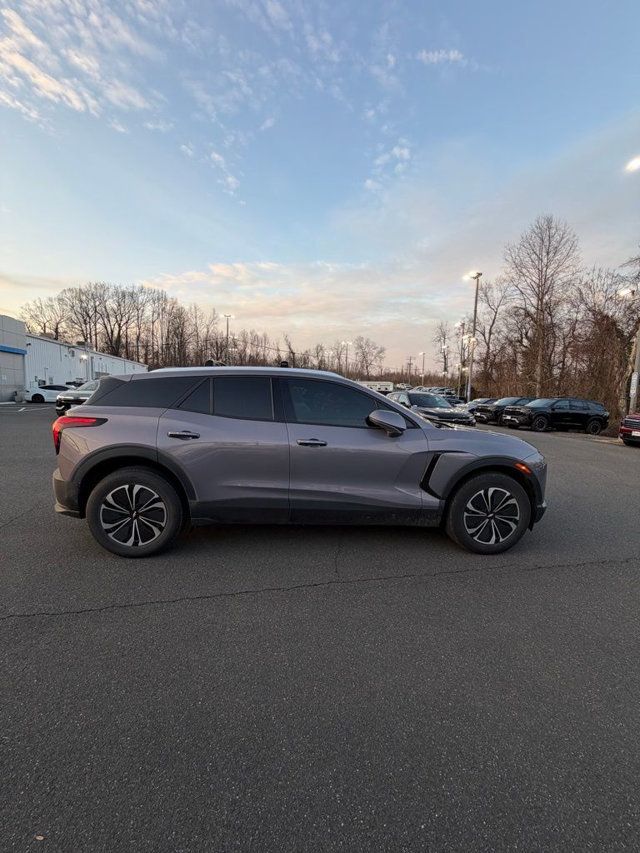 2024 Chevrolet Blazer EV eAWD 4dr LT - 23001993 - 2