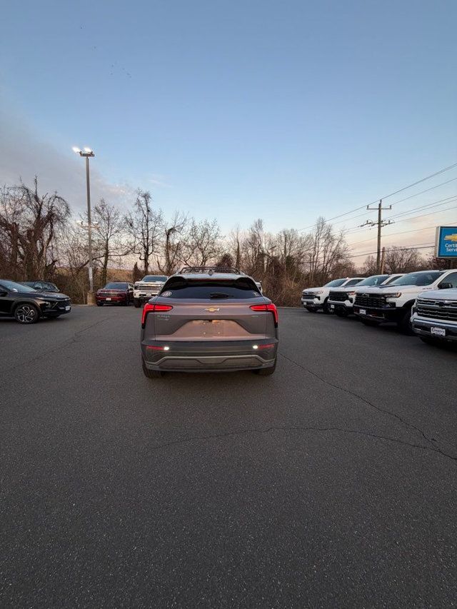 2024 Chevrolet Blazer EV eAWD 4dr LT - 23001993 - 4