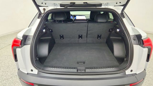 2024 Chevrolet Blazer EV eAWD 4dr LT w/ Comfort & Convenience and Driver Confidence - 23057494 - 20