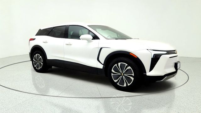 2024 Chevrolet Blazer EV eAWD 4dr LT w/ Comfort & Convenience and Driver Confidence - 23057494 - 2