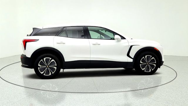 2024 Chevrolet Blazer EV eAWD 4dr LT w/ Comfort & Convenience and Driver Confidence - 23057494 - 3