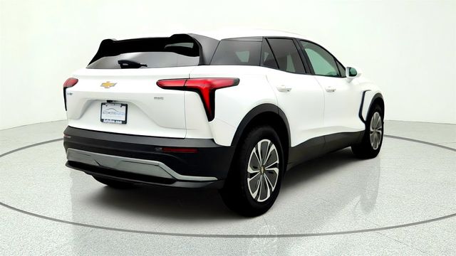 2024 Chevrolet Blazer EV eAWD 4dr LT w/ Comfort & Convenience and Driver Confidence - 23057494 - 4