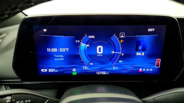 2024 Chevrolet Blazer EV eAWD 4dr LT w/ Comfort & Convenience Pkg + Driver Confidence - 23038163 - 13