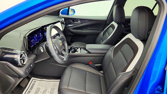 2024 Chevrolet Blazer EV eAWD 4dr LT w/ Comfort & Convenience Pkg + Driver Confidence - 23038163 - 18