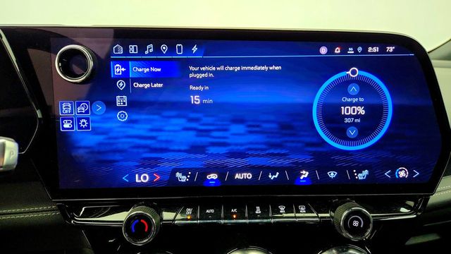 2024 Chevrolet Blazer EV eAWD 4dr LT w/ Comfort & Convenience Pkg & Driver Confidence Pkg - 23089285 - 17