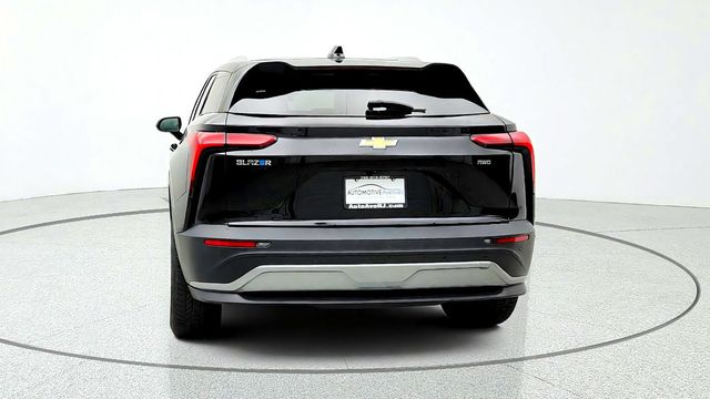 2024 Chevrolet Blazer EV eAWD 4dr LT w/ Comfort & Convenience Pkg & Driver Confidence Pkg - 23089285 - 5