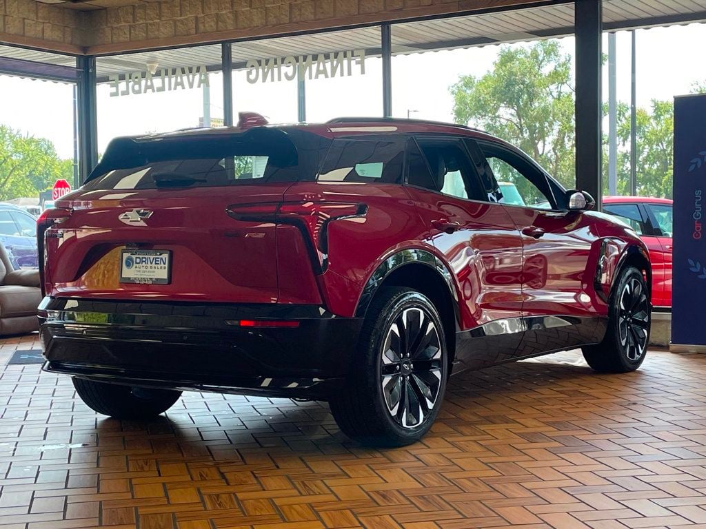 2024 Chevrolet Blazer EV eAWD 4dr RS - 23069438 - 9