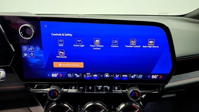 2024 Chevrolet Blazer EV eAWD 4dr RS w/ Convenience & Driver Confidence Pkg - 23088757 - 16