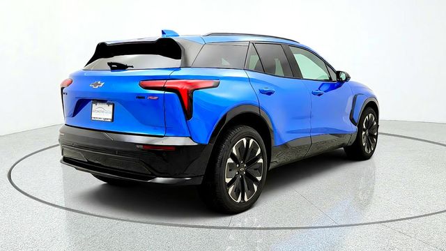 2024 Chevrolet Blazer EV eAWD 4dr RS w/ Convenience & Driver Confidence Pkg - 23088757 - 4