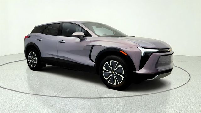 2024 Chevrolet Blazer EV LT eAWD w/ Comfort & Convenience and Driver Confidence Pkgs - 23050527 - 2