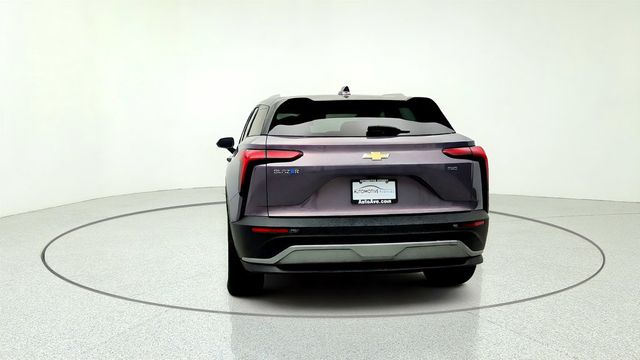 2024 Chevrolet Blazer EV LT eAWD w/ Comfort & Convenience and Driver Confidence Pkgs - 23050527 - 5