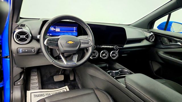 2024 Chevrolet Blazer EV LT w/ Comfort & Convenience Pkg & Driver Confidence Pkg - 23045076 - 11