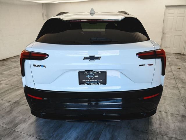 2024 Chevrolet Blazer EV RS AWD's photo