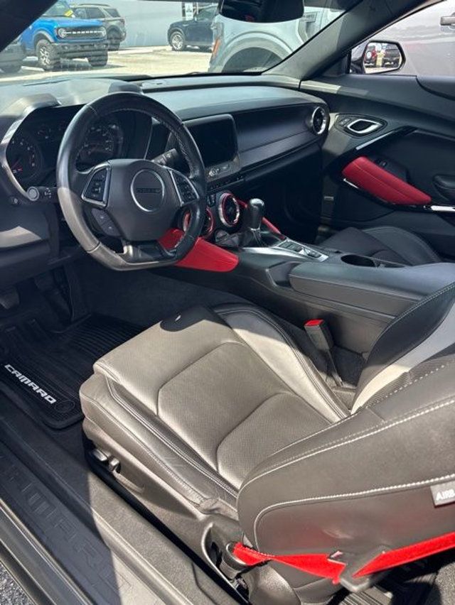 2024 Chevrolet Camaro 2dr Convertible 2LT - 23024153 - 10