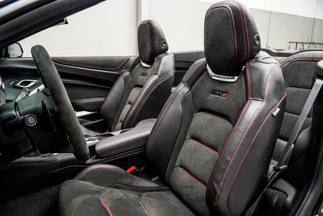 2024 Chevrolet Camaro 2dr Convertible ZL1 - 22939412 - 35