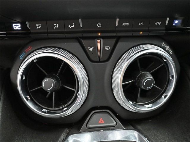 2024 Chevrolet Camaro 1LT photo 13