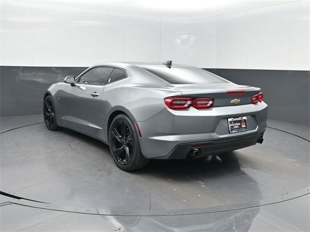 2024 Chevrolet Camaro 1LT photo 3