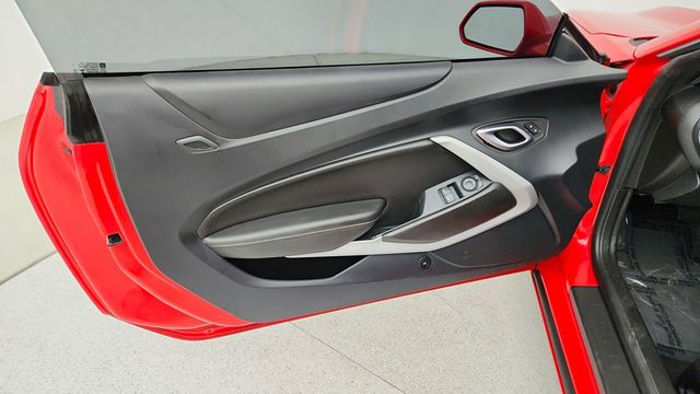 2024 Chevrolet Camaro 2dr Coupe 1LT - 22945305 - 9