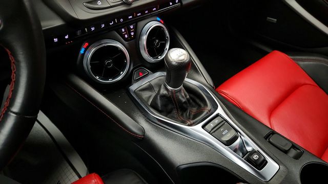 2024 Chevrolet Camaro 2dr Coupe 2LT with RS and Technology Packages - 22944960 - 14