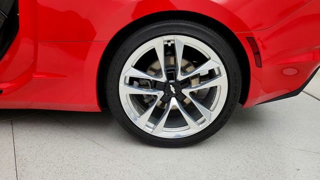 2024 Chevrolet Camaro 2dr Coupe 2LT with RS & Technology Packages & 20'' Wheels - 22944960 - 8