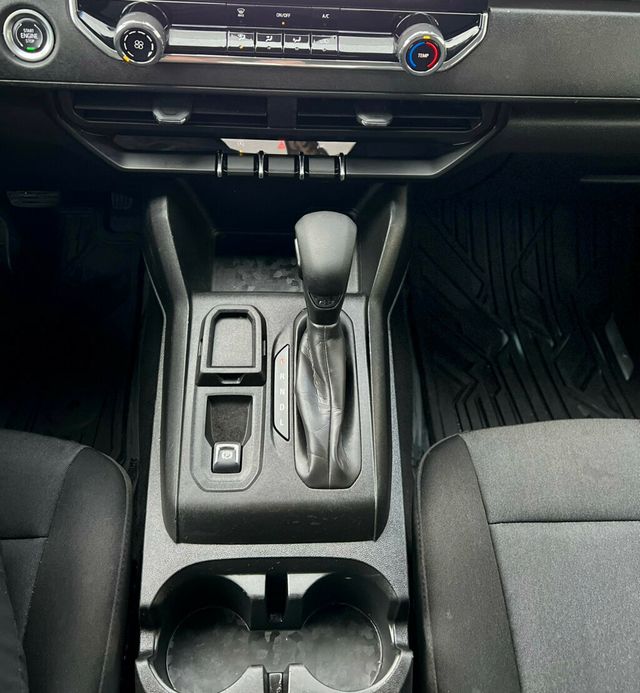 2024 Chevrolet Colorado 2WD Crew Cab WT - 22984229 - 17