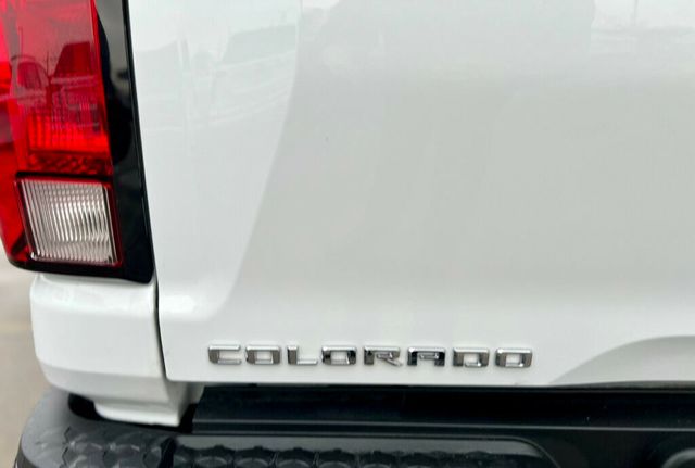 2024 Chevrolet Colorado 2WD Crew Cab WT - 22984229 - 6
