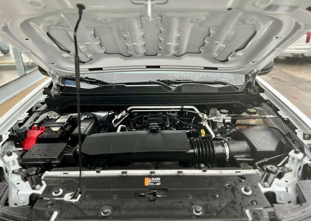 2024 Chevrolet Colorado 2WD Crew Cab WT - 22984229 - 8