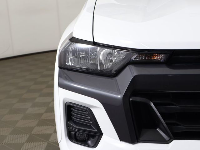 2024 Chevrolet Colorado 4WD Crew Cab LT - 23012731 - 11