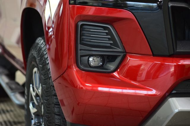 2024 Chevrolet Colorado 4WD Crew Cab Z71 - 23016714 - 11
