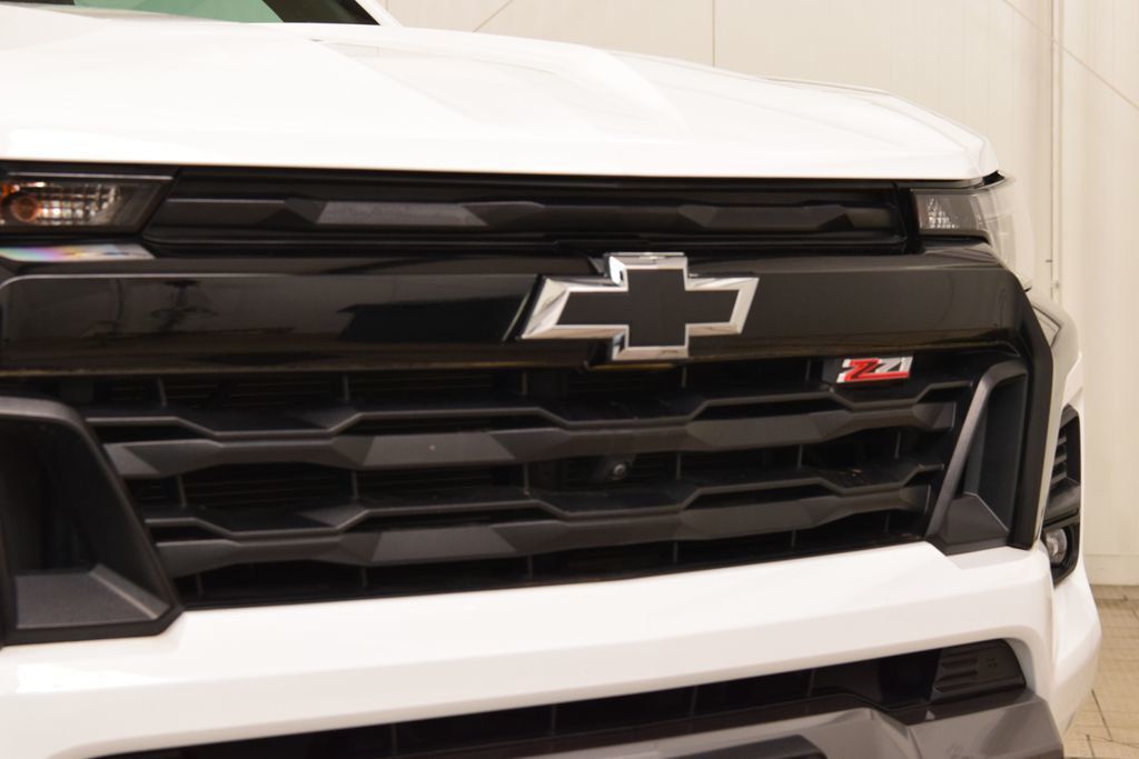 2024 Chevrolet Colorado 4WD Crew Cab Z71 - 23022175 - 10