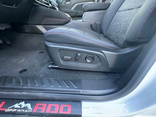 2024 Chevrolet Colorado 4WD Crew Cab Z71 - 23022175 - 12