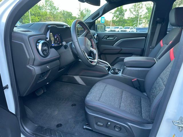 2024 Chevrolet Colorado 4WD Crew Cab Z71 - 23022175 - 19