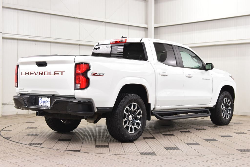 2024 Chevrolet Colorado 4WD Crew Cab Z71 - 23022175 - 7