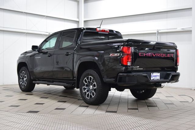 2024 Chevrolet Colorado 4WD Crew Cab Z71 - 23043655 - 5