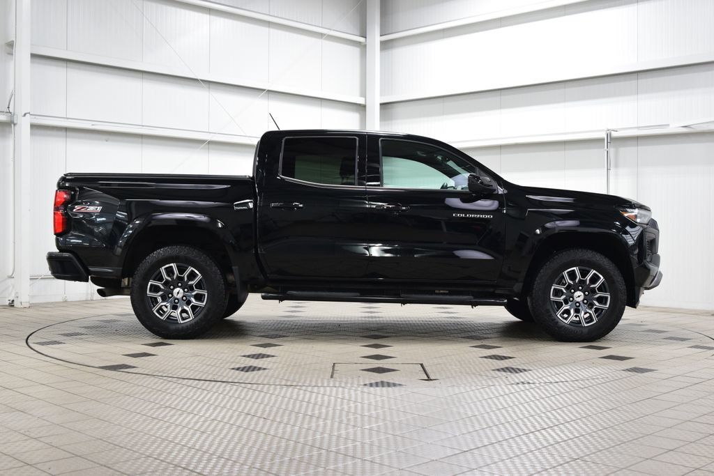2024 Chevrolet Colorado 4WD Crew Cab Z71 - 23043655 - 8
