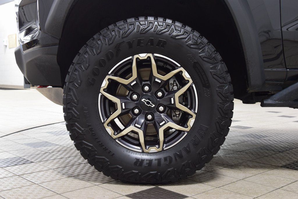 2024 Chevrolet Colorado 4WD Crew Cab ZR2 - 22986159 - 29