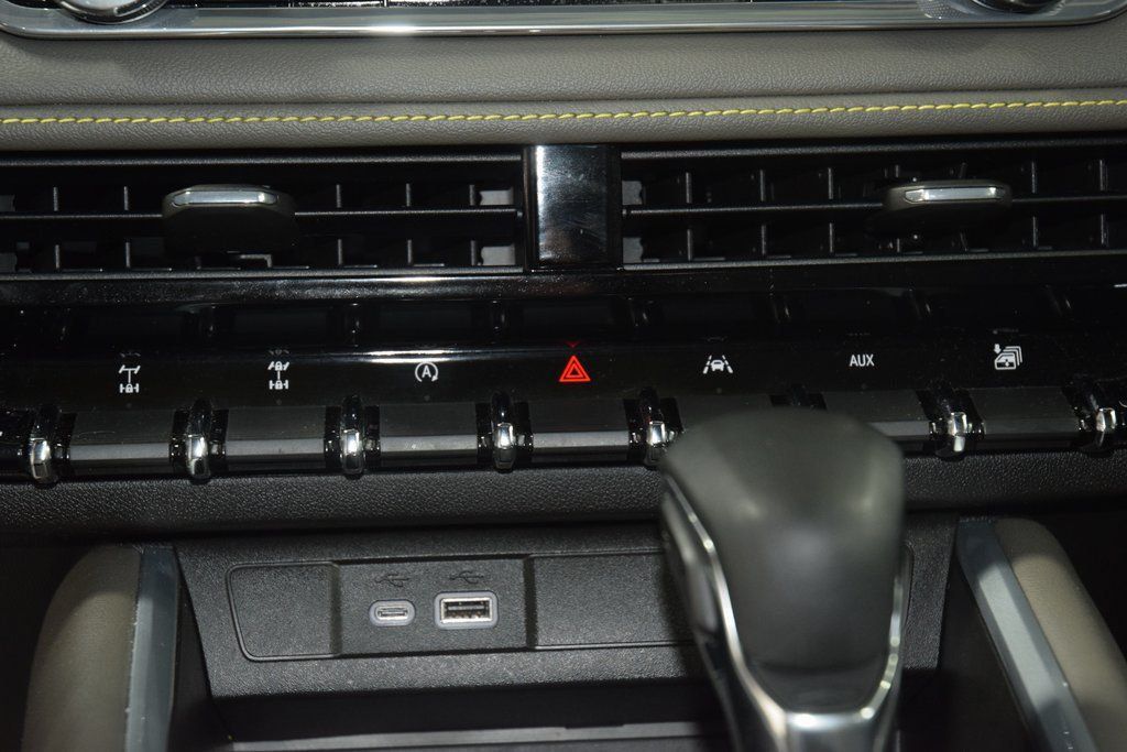 2024 Chevrolet Colorado 4WD Crew Cab ZR2 - 22986159 - 33