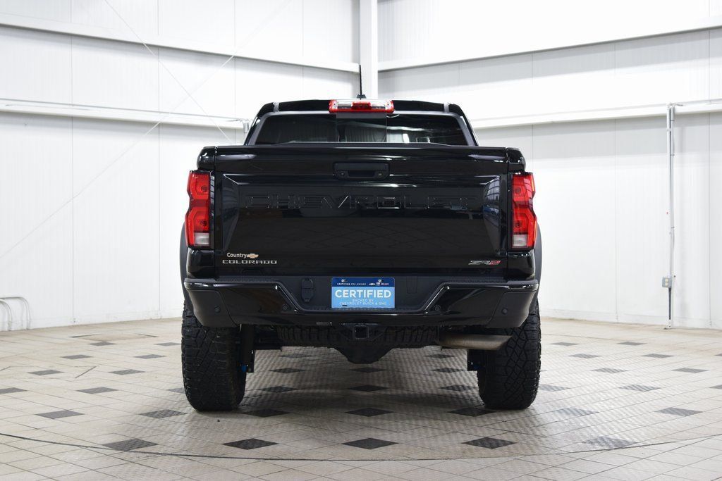 2024 Chevrolet Colorado 4WD Crew Cab ZR2 - 22986159 - 6