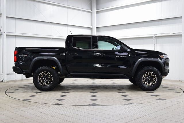 2024 Chevrolet Colorado 4WD Crew Cab ZR2 - 22986159 - 8