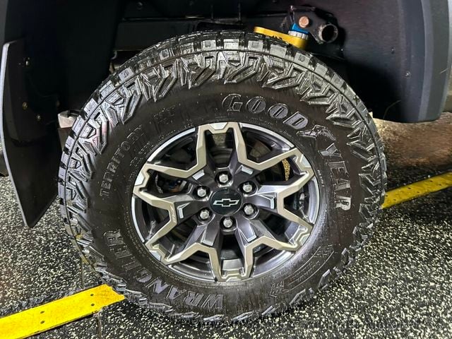 2024 Chevrolet Colorado 4WD Crew Cab ZR2 - 23060200 - 9