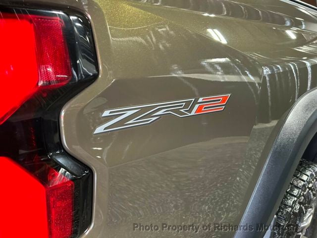 2024 Chevrolet Colorado 4WD Crew Cab ZR2 - 23060200 - 10