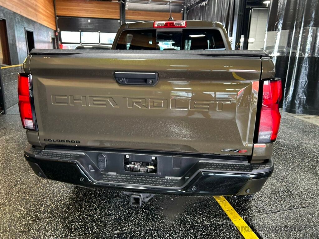 2024 Chevrolet Colorado 4WD Crew Cab ZR2 - 23060200 - 2