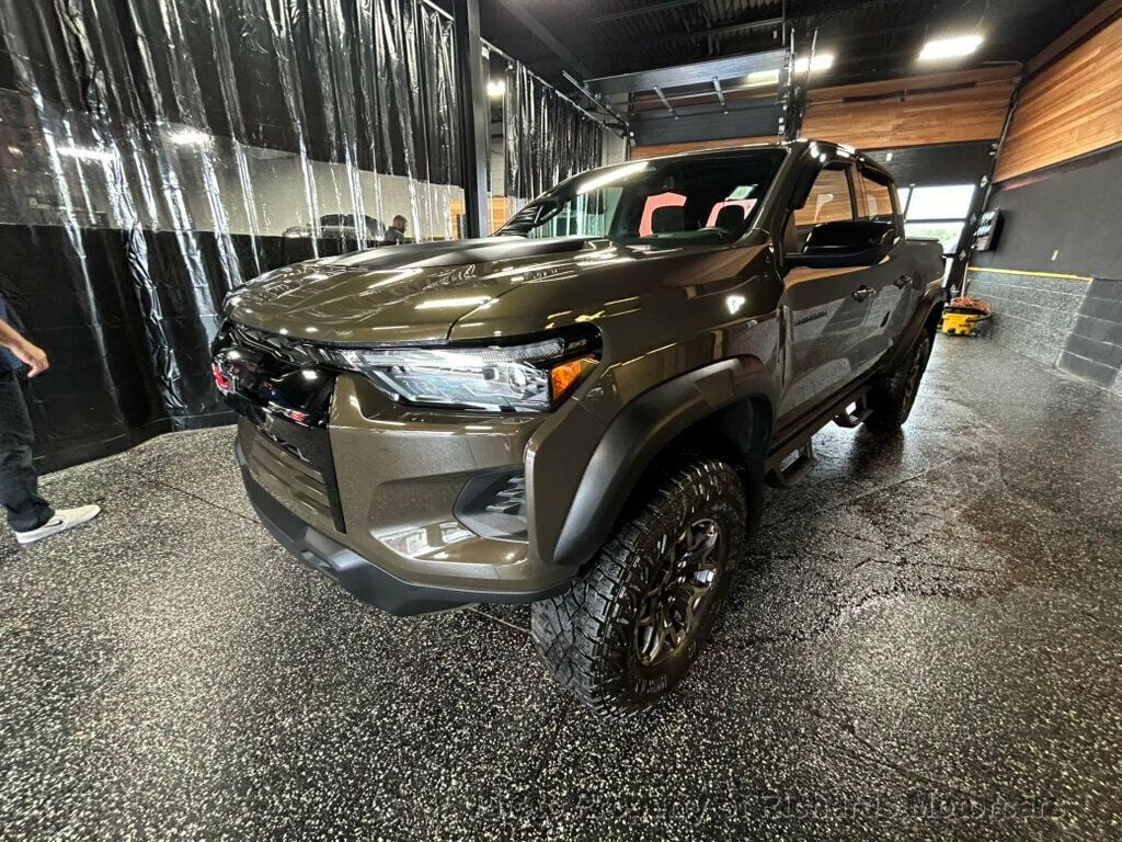2024 Chevrolet Colorado 4WD Crew Cab ZR2 - 23060200 - 5