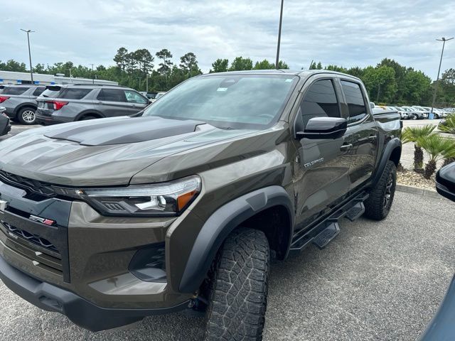 2024 Chevrolet Colorado 4WD Crew Cab ZR2 - 23025459 - 10
