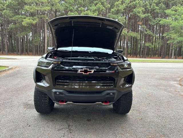 2024 Chevrolet Colorado 4WD Crew Cab ZR2 - 23025459 - 17